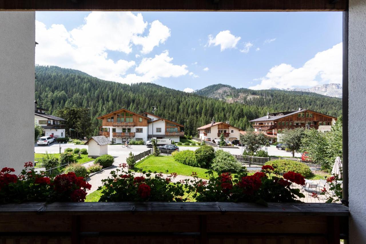 Aparthotel Ciasa Milandura San Cassiano  Exteriér fotografie