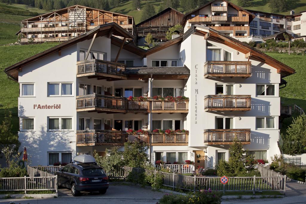 Aparthotel Ciasa Milandura San Cassiano  Exteriér fotografie